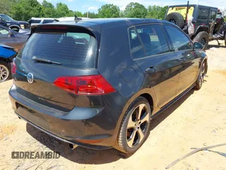 2016 Volkswagen GTI Autobahn z VIN 3VW547AU6GM064083, wystawiony jako IAAI lot #42340832 z przebiegiem 122 468 mil mil oraz . Historia ofert i sprzedaży dostępna na DreamBid. Obrazek 4.