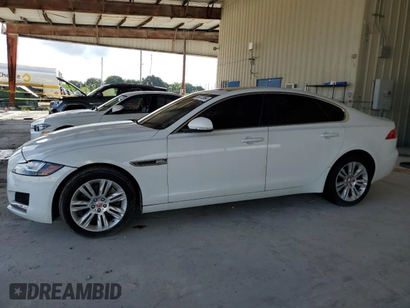2017 Jaguar XF 35t Premium with VIN SAJBD4BVXHCY39095, listed as a Copart auction lot 69373954 with 48,889 mi miles and Clean Title. Bid and sale history available at carsss.com. Image 1.