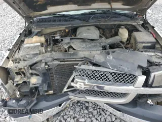 2006 Chevrolet Avalanche Z71 z VIN 3GNEK12ZX6G111877, wystawiony jako Copart lot #58907305 z przebiegiem 230 609 mil mil oraz Szkoda całkowita • Salvage title. Historia ofert i sprzedaży dostępna na DreamBid. Obrazek 11.