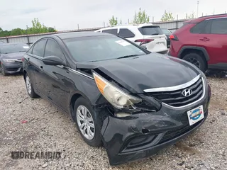 2013 Hyundai Sonata GLS z VIN 5NPEB4AC8DH529172, wystawiony jako IAAI lot #42145852 z przebiegiem 162 837 mil mil oraz . Historia ofert i sprzedaży dostępna na DreamBid. Obrazek 1.