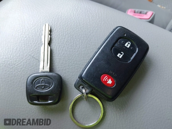 2010 Toyota RAV4 Limited with VIN JTMDF4DV1AD032558, listed as a IAAI auction lot 42247106 with 117,841 mi miles and . Bid and sale history available at DreamBid. Image 11.