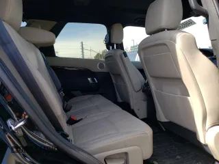 2019 Land Rover Discovery SE with VIN SALRG2RVXK2401648, listed as a Copart auction lot 44685363 with 50,641 mi miles. Bid and sale history available at carsss.com. Image 11.