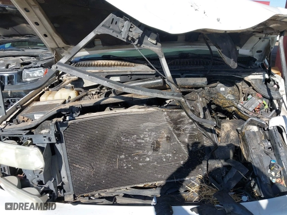 2003 Chevrolet Tahoe Z71 with VIN 1GNEK13T13R126290, listed as a IAAI auction lot 41349731 with 1 mi miles. Bid and sale history available at carsss.com. Image 10.