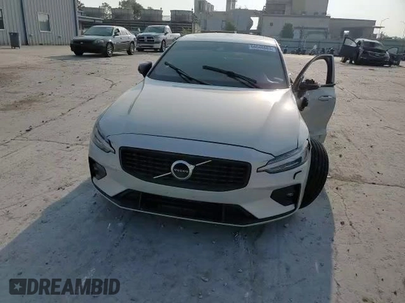 2022 Volvo S60 Ultimate Dark Theme with VIN 7JRL12TM4NG165781, listed as a Copart auction lot 66046803 with 15,059 mi miles and . Bid and sale history available at DreamBid. Image 11.