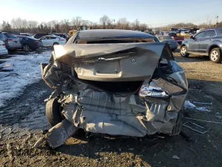 2002 Ford Taurus SES Standard with VIN 1FAFP55212A204077, listed as a Copart auction lot 87826465 with 101,651 mi miles and Salvage Title. Bid and sale history available at DreamBid. Image 6.