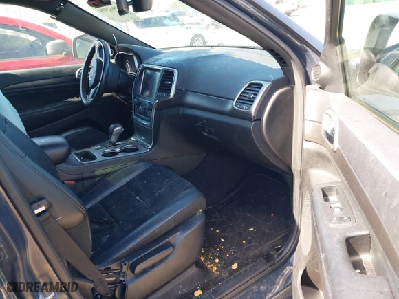 2018 Jeep Grand Cherokee Laredo E with VIN 1C4RJFAG2JC420927, listed as a IAAI auction lot 41962579 with 90,898 mi miles. Bid and sale history available at carsss.com. Image 5.