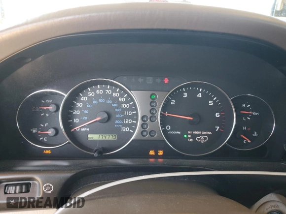 2006 Toyota Land Cruiser z VIN JTEHT05J262098694, wystawiony jako Copart lot #49923375 z przebiegiem 174 779 mil mil oraz Szkoda całkowita • Salvage title. Historia ofert i sprzedaży dostępna na DreamBid. Obrazek 9.