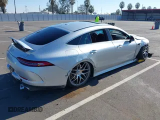 2020 Mercedes-Benz AMG GT 53 z VIN W1K7X6BB4LA032529, wystawiony jako IAAI lot #41401987 z przebiegiem 59 675 mil mil oraz . Historia ofert i sprzedaży dostępna na DreamBid. Obrazek 4.