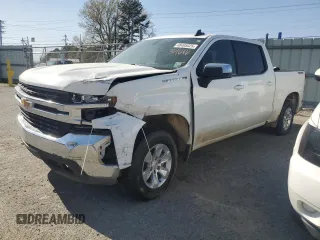2020 Chevrolet Silverado 1500 LT with VIN 3GCUYDED9LG314646, listed as a Copart auction lot 48405025 with 108,215 mi miles and Salvage Title. Bid and sale history available at DreamBid. Image 1.