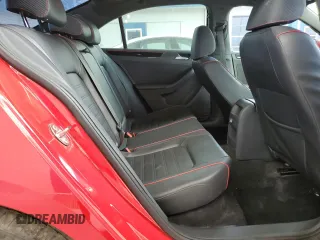 2015 Volkswagen Jetta GLI SE z VIN 3VW4S7AJ9FM417079, wystawiony jako Copart lot #63980375 z przebiegiem 100 949 mil mil oraz Szkoda całkowita • Salvage title. Historia ofert i sprzedaży dostępna na DreamBid. Obrazek 10.