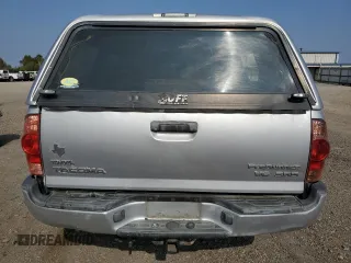 2005 Toyota Tacoma PreRunner with VIN 5TEKU72N65Z049435, listed as a Copart auction lot 87174504 with 186,165 mi miles and Salvage Title. Bid and sale history available at carsss.com. Image 6.