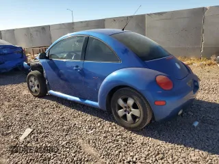 2004 Volkswagen New Beetle Coupe GLS with VIN 3VWCR31C94M419400, listed as a Copart auction lot 81770214 with 161,936 mi miles and Salvage Title. Bid and sale history available at carsss.com. Image 2.