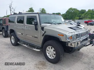 2004 Hummer H2 z VIN 5GRGN23U74H114660, wystawiony jako IAAI lot #42362273 z przebiegiem Nie podano mil oraz . Historia ofert i sprzedaży dostępna na DreamBid. Obrazek 1.