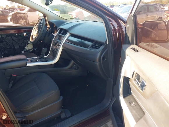 2012 Ford Edge SE with VIN 2FMDK3GC9CBA44557, listed as a IAAI auction lot 41680105 with 128,100 mi miles. Bid and sale history available at carsss.com. Image 5.