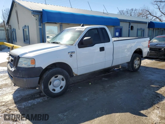 2008 Ford F-150 XL z VIN 1FTRF14W18KE41551, wystawiony jako Copart lot #43798345 z przebiegiem 238 506 mil mil oraz Czysty tytuł • Clean title. Historia ofert i sprzedaży dostępna na DreamBid. Obrazek 1.