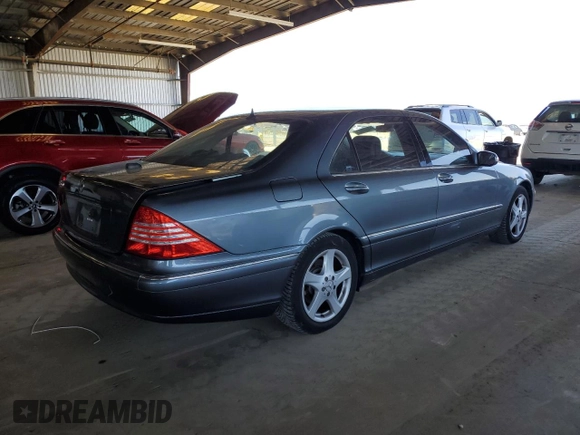 2005 Mercedes-Benz S 500 with VIN WDBNG75J05A456253, listed as a Copart auction lot 60942685 with 290,351 mi miles and Clean title. Bid and sale history available at DreamBid. Image 3.
