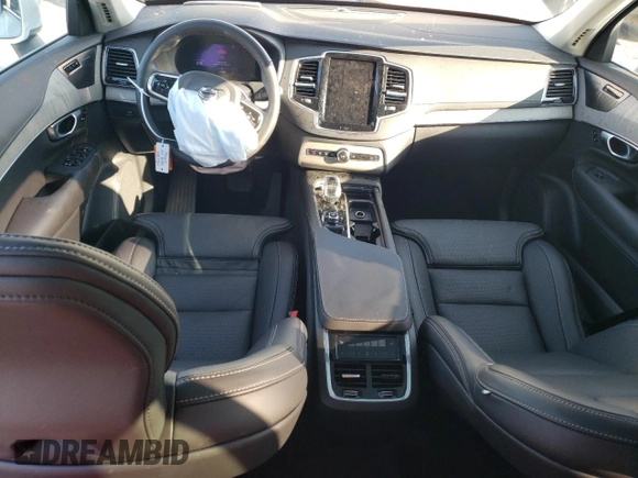 2024 Volvo XC90 Ultimate Bright Theme with VIN YV4062PFXR1211067, listed as a Copart auction lot 64887724 with 0 mi miles and Salvage Title. Bid and sale history available at carsss.com. Image 8.