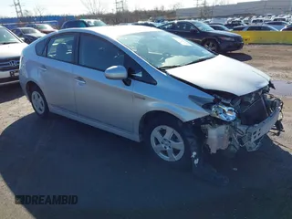 2010 Toyota Prius II with VIN JTDKN3DU1A0047225, listed as a IAAI auction lot 41833174 with 218,334 mi miles. Bid and sale history available at carsss.com. Image 1.