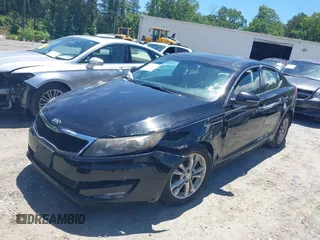 2013 Kia Optima EX z VIN 5XXGN4A75DG171463, wystawiony jako IAAI lot #42324116 z przebiegiem 176 385 mil mil oraz . Historia ofert i sprzedaży dostępna na DreamBid. Obrazek 2.