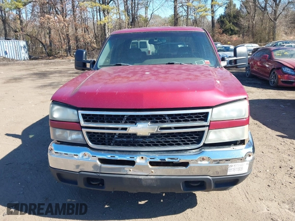 2006 Chevrolet Silverado 1500 LT1 with VIN 2GCEK13N061244970, listed as a IAAI auction lot 41663479 with 315,626 mi miles. Bid and sale history available at carsss.com. Image 12.