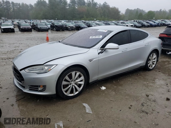 2014 Tesla Model S 60 z VIN 5YJSA1H10EFP55828, wystawiony jako Copart lot #56135145 z przebiegiem 161 317 mil mil oraz Czysty tytuł • Clean title. Historia ofert i sprzedaży dostępna na DreamBid. Obrazek 1.