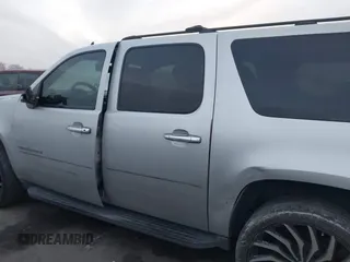 2011 Chevrolet Suburban LS with VIN 1GNSCHE07BR241468, listed as a IAAI auction lot 41376362 with 277,907 mi miles. Bid and sale history available at carsss.com. Image 14.