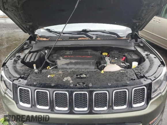 2018 Jeep Compass Sport z VIN 3C4NJDABXJT163155, wystawiony jako Copart lot #58648405 z przebiegiem 93 099 mil mil oraz Szkoda całkowita • Salvage title. Historia ofert i sprzedaży dostępna na DreamBid. Obrazek 12.