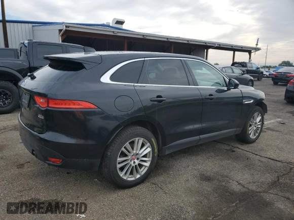 2019 Jaguar F-Pace 25t Prestige with VIN SADCK2GX3KA392592, listed as a Copart auction lot 59199455 with 170,635 mi miles and Salvage title. Bid and sale history available at DreamBid. Image 3.