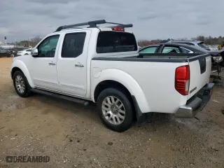2009 Nissan Frontier SE with VIN 1N6AD07U39C426677, listed as a Copart auction lot 43524135 with 183,168 mi miles and Salvage Title. Bid and sale history available at carsss.com. Image 2.