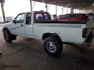 1994 Toyota 4WD Pickups DLX with VIN JT4VN13D5R5134689, listed as a Copart auction lot 57625343 with NaN miles and Clean Title. Bid and sale history available at carsss.com. Image 2.