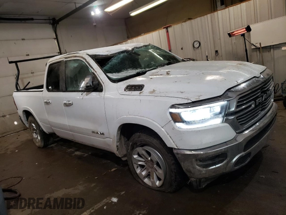 2020 Ram 1500 Laramie with VIN 1C6SRFDT6LN303837, listed as a Copart auction lot 86339224 with 87,515 mi miles and Salvage Title. Bid and sale history available at carsss.com. Image 4.