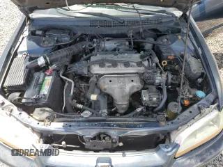 1999 Honda Accord EX z VIN 1HGCG5651XA061646, wystawiony jako Copart lot #60443325 z przebiegiem 164 296 mil mil oraz Szkoda całkowita • Salvage title. Historia ofert i sprzedaży dostępna na DreamBid. Obrazek 11.