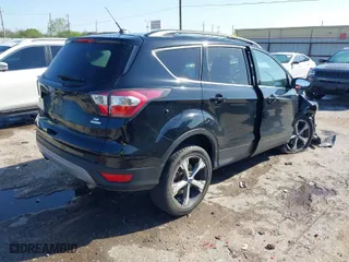 2017 Ford Escape SE with VIN 1FMCU0G98HUA80962, listed as a IAAI auction lot 41859621 with 78,611 mi miles. Bid and sale history available at carsss.com. Image 4.