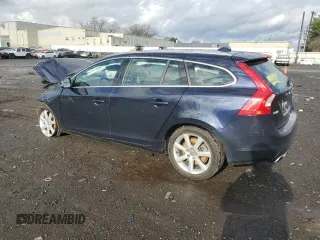 2017 Volvo V60 Premier with VIN YV140MEKXH1368933, listed as a Copart auction lot 86623754 with 0 mi miles and Salvage Title. Bid and sale history available at carsss.com. Image 2.