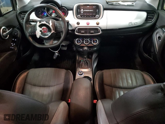 2016 FIAT 500X Lounge z VIN ZFBCFYDT9GP339746, wystawiony jako Copart lot #55248725 z przebiegiem 69 231 mil mil oraz Tytuł czysty. Historia ofert i sprzedaży dostępna na DreamBid. Obrazek 8.