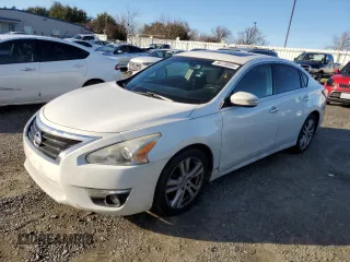 2013 Nissan Altima SL with VIN 1N4BL3APXDC106947, listed as a Copart auction lot 86130004 with 142,210 mi miles and Salvage title. Bid and sale history available at DreamBid. Image 1.