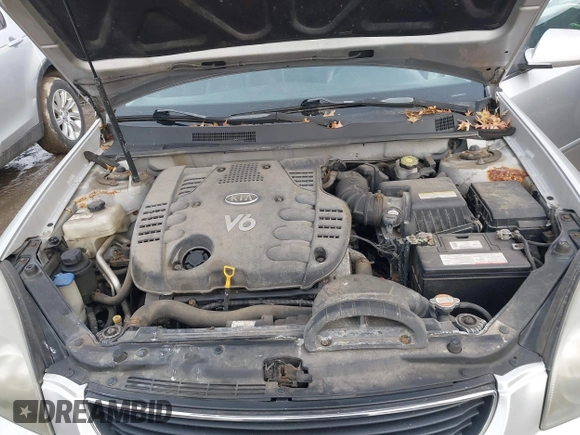 2007 Kia Optima EX with VIN KNAGE124875157565, listed as a IAAI auction lot 41553065 with 189,258 mi miles. Bid and sale history available at carsss.com. Image 10.