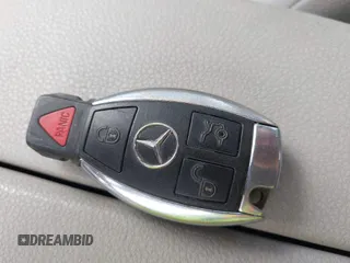 2012 Mercedes-Benz C 250 Sport z VIN WDDGF4HB4CA610062, wystawiony jako IAAI lot #41788952 z przebiegiem 78 183 mil mil oraz . Historia ofert i sprzedaży dostępna na DreamBid. Obrazek 11.