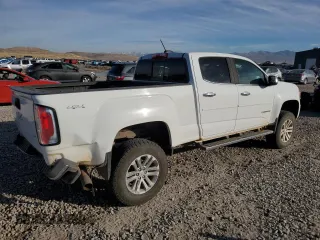 2018 GMC Canyon 4WD SLT with VIN 1GTP6DE10J1134069, listed as a Copart auction lot 78699204 with 109,205 mi miles and Salvage Title. Bid and sale history available at carsss.com. Image 3.