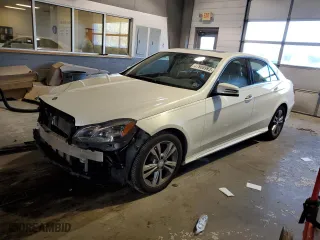 2015 Mercedes-Benz E-Class E 250 BlueTEC Luxury with VIN WDDHF0EB0FB089213, listed as a Copart auction lot 37906993 with 105,953 mi miles. Bid and sale history available at carsss.com. Image 1.