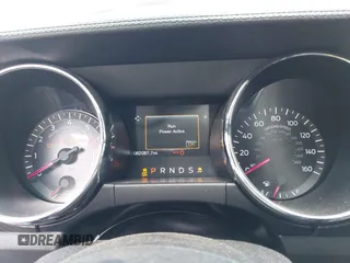 2015 Ford Mustang V6 с VIN 1FA6P8AM1F5338840, выставлен на аукционе IAAI как лот 42255886 с пробегом 82 087 миль миль и . История ставок и продаж доступна на DreamBid. Изображение 7.
