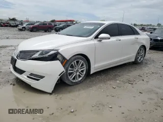 2014 Lincoln MKZ with VIN 3LN6L2G92ER803722, listed as a Copart auction lot 56066095 with 120,206 mi miles and Salvage title. Bid and sale history available at DreamBid. Image 1.