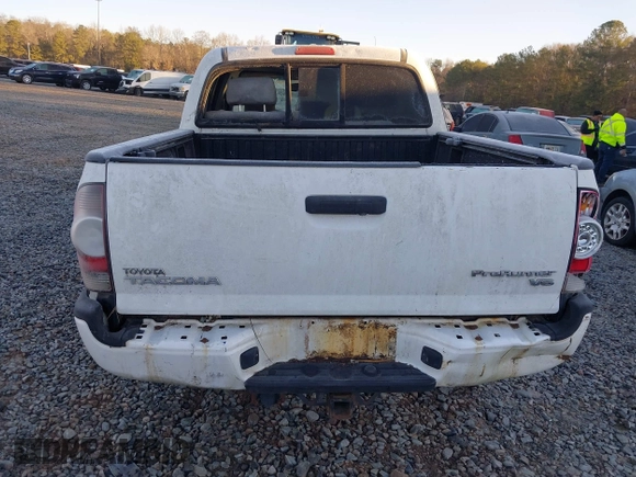 2011 Toyota Tacoma PreRunner with VIN 3TMJU4GN4BM120871, listed as a IAAI auction lot 41367953 with Not Provided miles and . Bid and sale history available at DreamBid. Image 15.
