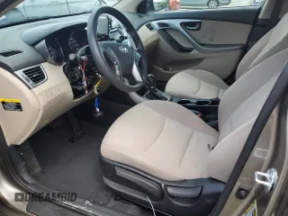 2015 Hyundai Elantra SE z VIN 5NPDH4AE8FH577494, wystawiony jako Copart lot #58340865 z przebiegiem 86 108 mil mil oraz Szkody całkowita. Historia ofert i sprzedaży dostępna na DreamBid. Obrazek 7.