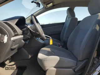 2010 Nissan Sentra 2.0 z VIN 3N1AB6APXAL629432, wystawiony jako Copart lot #59623875 z przebiegiem 86 703 mil mil oraz Szkoda całkowita • Salvage title. Historia ofert i sprzedaży dostępna na DreamBid. Obrazek 7.