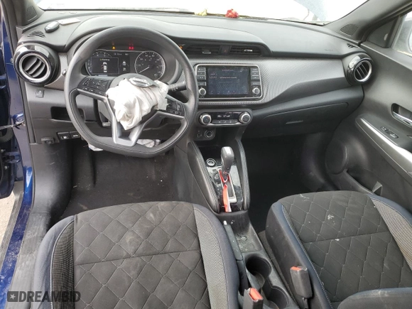 2018 Nissan Kicks SV with VIN 3N1CP5CU9JL511928, listed as a Copart auction lot 83974934 with 47,966 mi miles and Salvage Title. Bid and sale history available at carsss.com. Image 8.