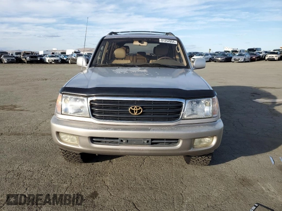 2000 Toyota Land Cruiser with VIN JT3HT05J3Y0091924, listed as a Copart auction lot 81252054 with 201,082 mi miles and Salvage Title. Bid and sale history available at carsss.com. Image 5.