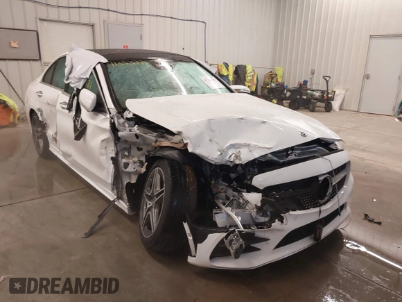 2020 Mercedes-Benz C 300 with VIN W1KWF8EB8LR582243, listed as a IAAI auction lot 41353781 with 22,015 mi miles and . Bid and sale history available at DreamBid. Image 1.