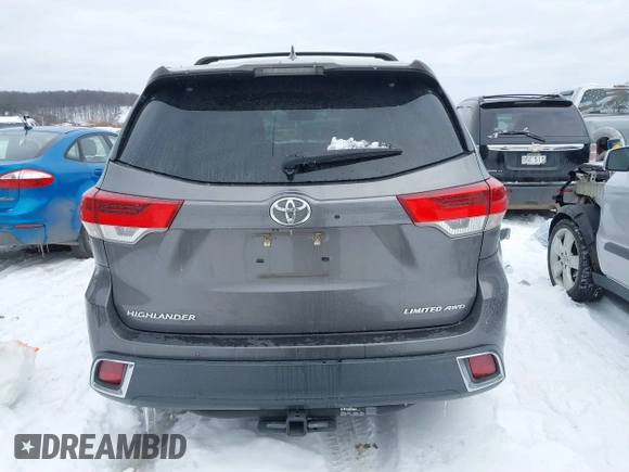 2017 Toyota Highlander Limited with VIN 5TDDZRFH9HS361759, listed as a IAAI auction lot 41359936 with 102,705 mi miles and . Bid and sale history available at DreamBid. Image 16.