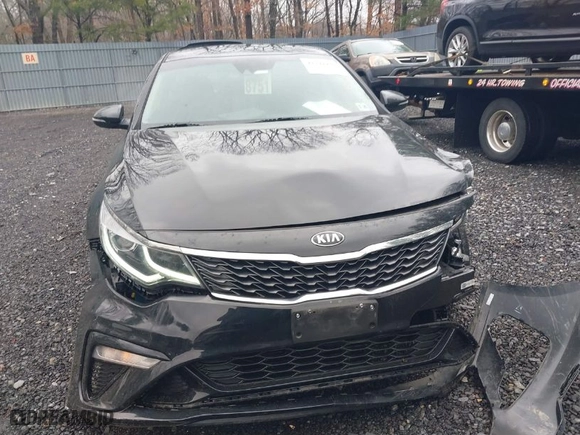 2020 Kia Optima LX with VIN 5XXGT4L33LG426948, listed as a IAAI auction lot 41741270 with 45,703 mi miles. Bid and sale history available at carsss.com. Image 12.